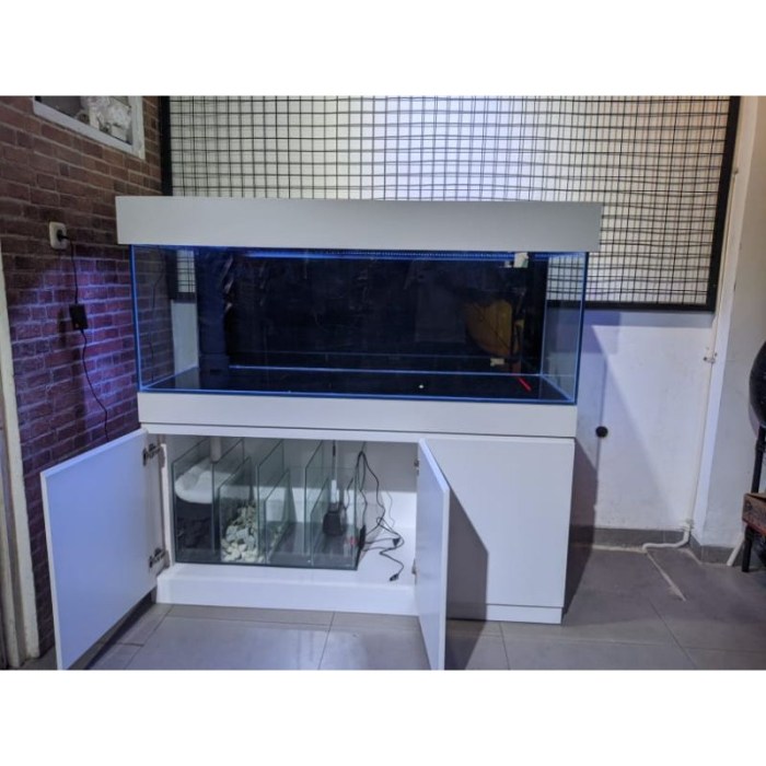 Aquarium schrank mit kühlschrank fürs wohnzimmer